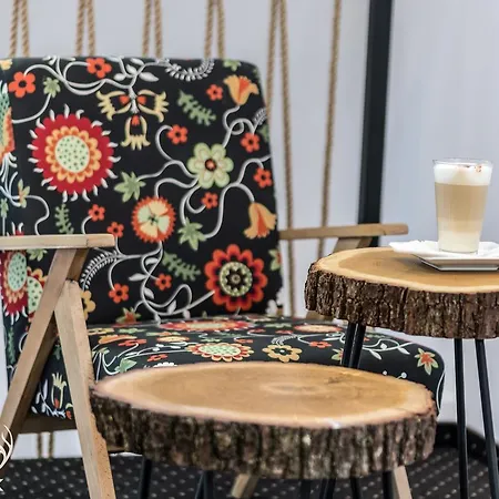 Hostal Hotelowe Nad Jeziorem Jelen *