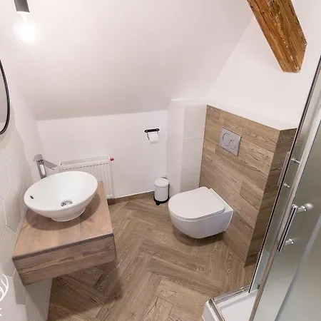 Hotelowe Nad Jeziorem Jelen Bytów