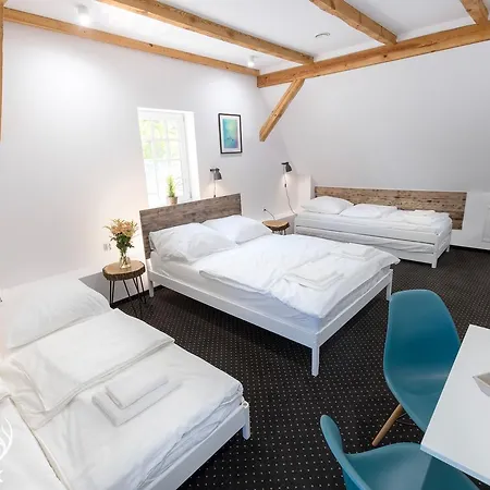 Hotelowe Nad Jeziorem Jelen