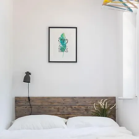 Hotelowe Nad Jeziorem Jelen *