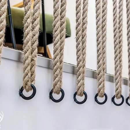 Hotelowe Nad Jeziorem Jelen Битов