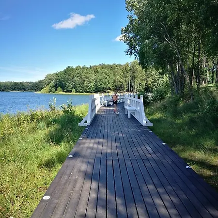 Hostel Hotelowe Nad Jeziorem Jelen