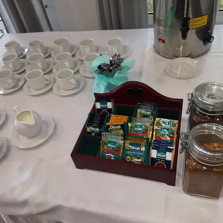 Hotelowe Nad Jeziorem Jelen *