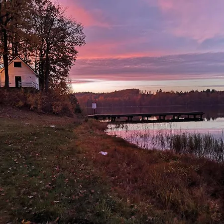 Hotelowe Nad Jeziorem Jelen Hostel Bytow (Pomerania)