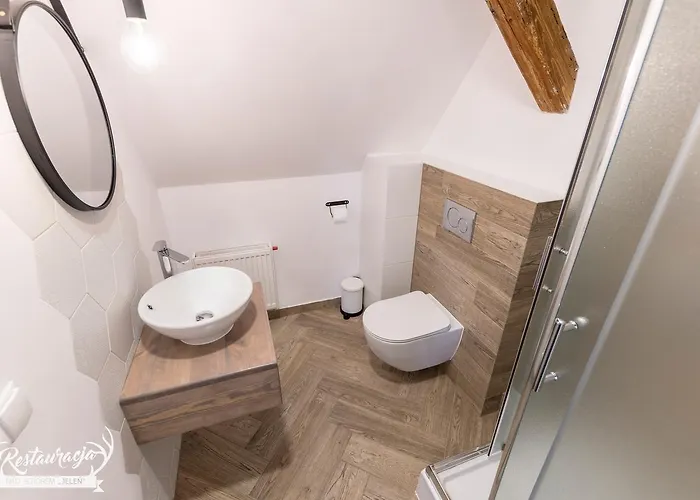 Hotelowe Nad Jeziorem Jelen Bytów