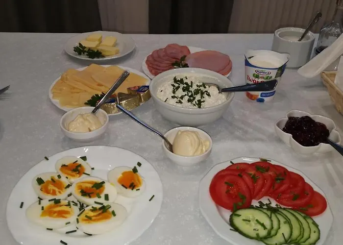 Hotelowe Nad Jeziorem Jelen Hostel