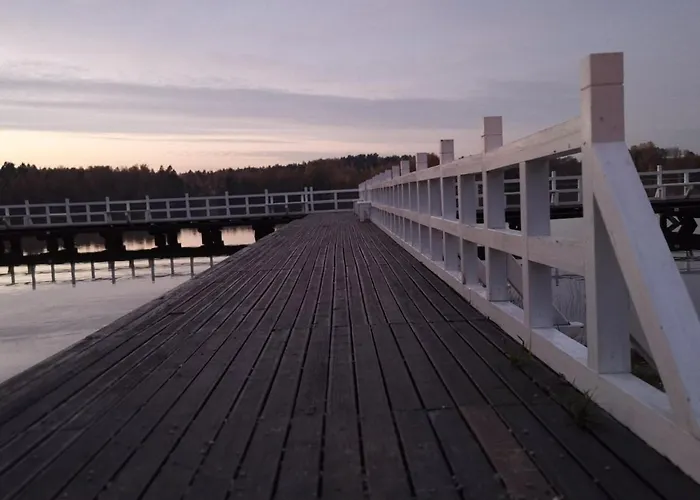 Hotelowe Nad Jeziorem Jelen * Bytów