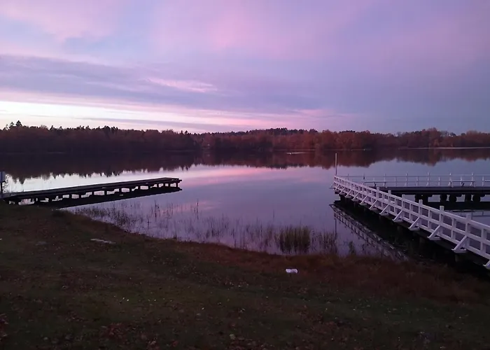 Hotelowe Nad Jeziorem Jelen *